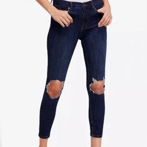 Free People, Ripped skinny jean, W 25